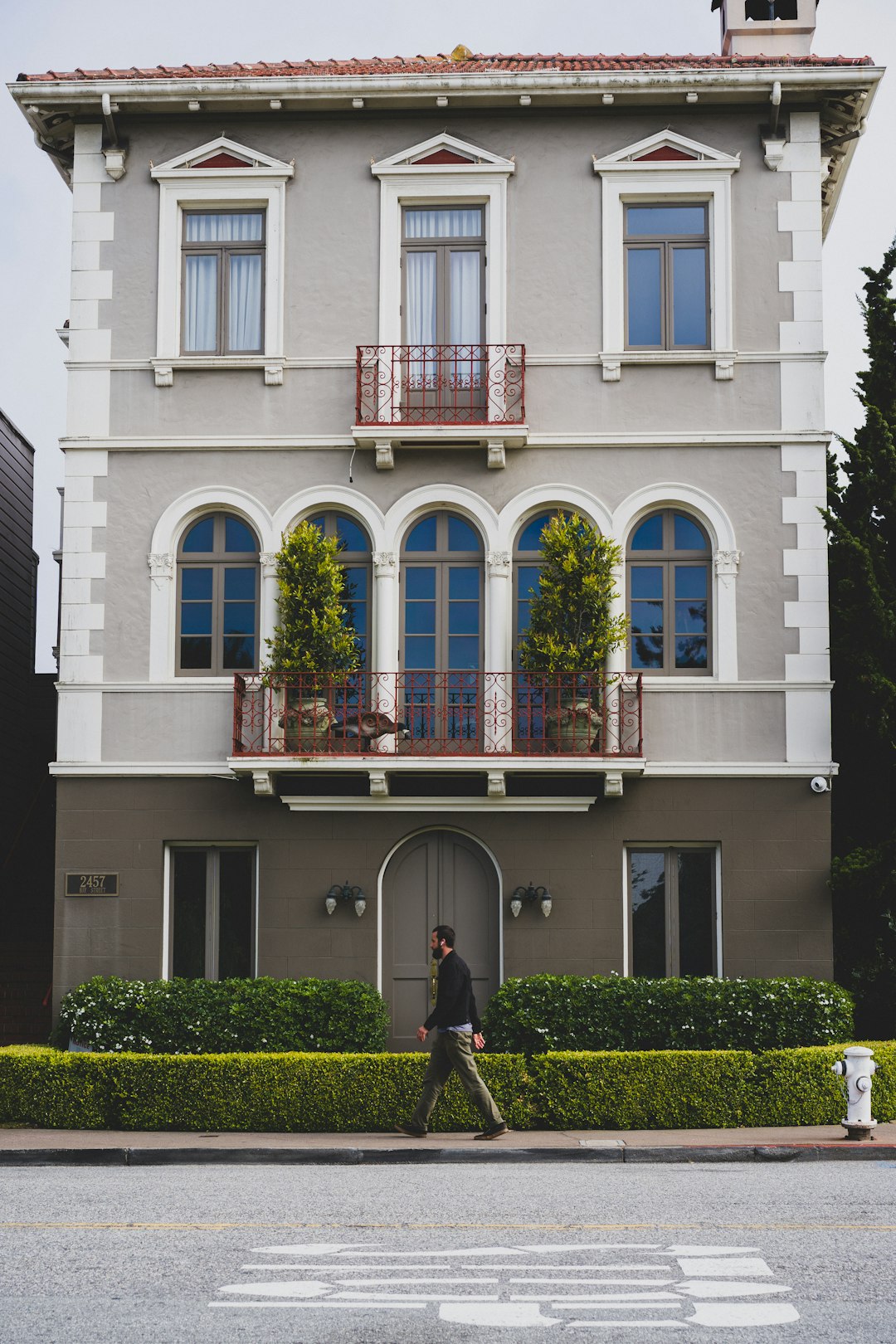 Modern Luxury Residence
